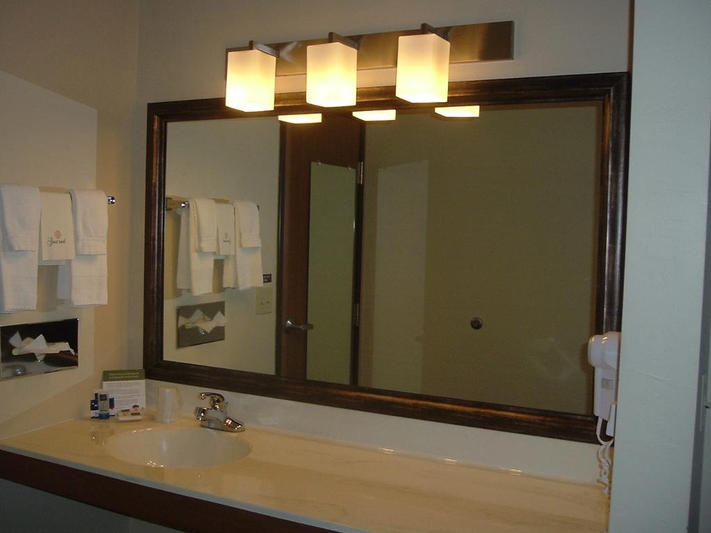 Americinn By Wyndham Sturgeon Bay Exterior photo