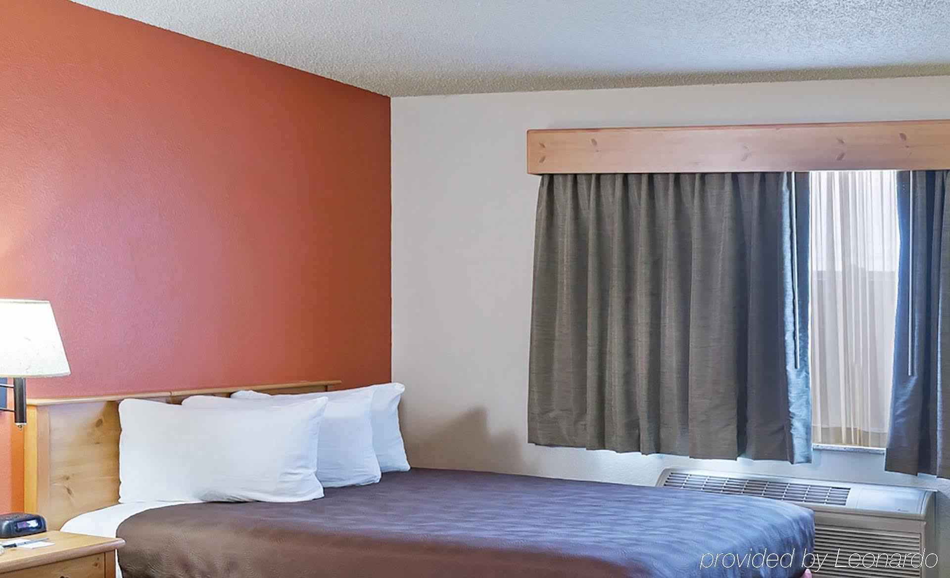 Americinn By Wyndham Sturgeon Bay Exterior photo
