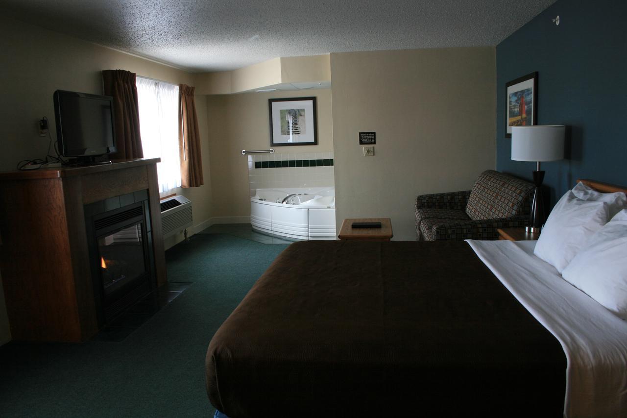 Americinn By Wyndham Sturgeon Bay Exterior photo