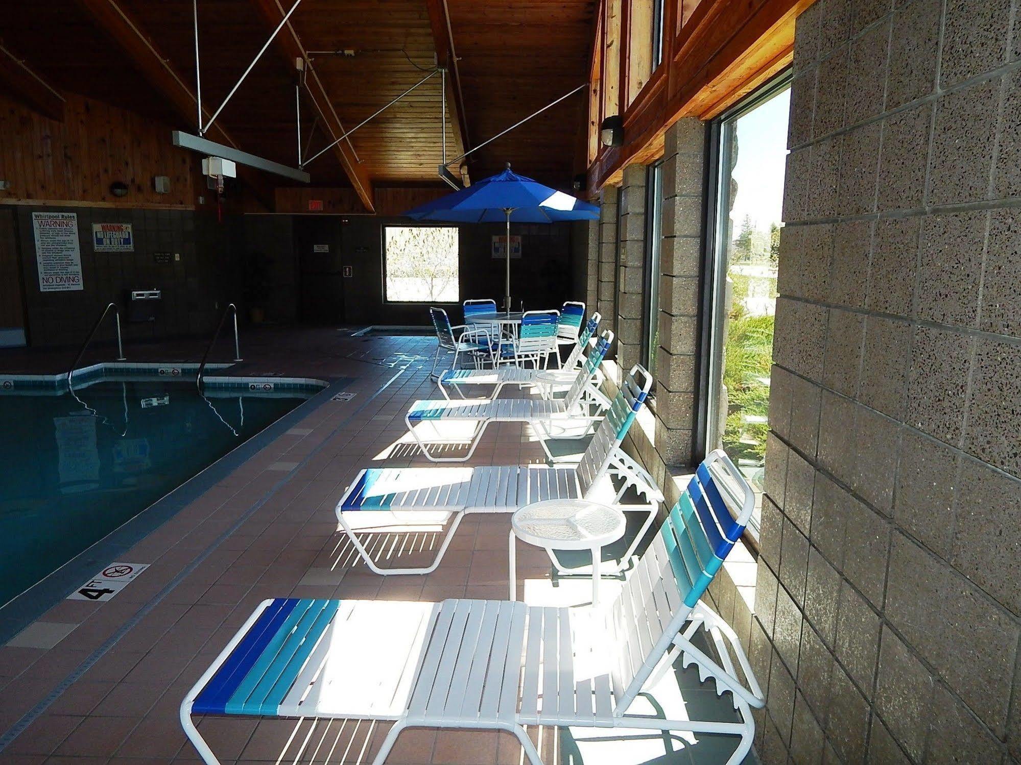 Americinn By Wyndham Sturgeon Bay Exterior photo